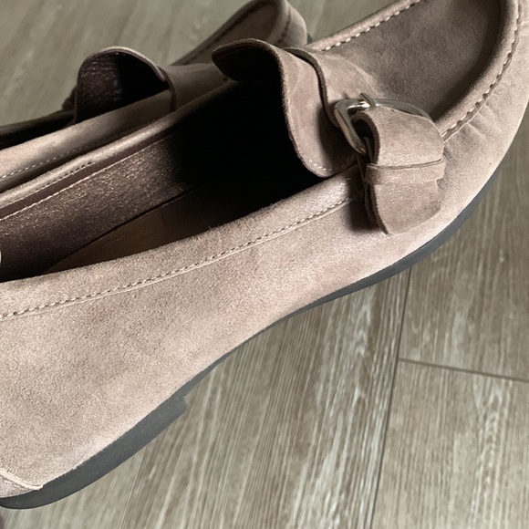 AGL Moccasins - Picture 11 of 11